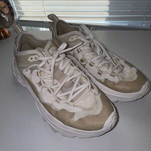 SOREL Women's Kinetic Breakthru Tech Lace Sneakers